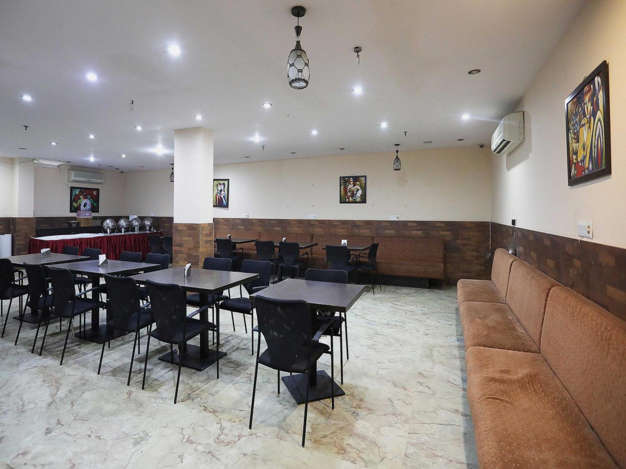 Oyo Hotel Vedas Heritage Delhi Kültér fotó